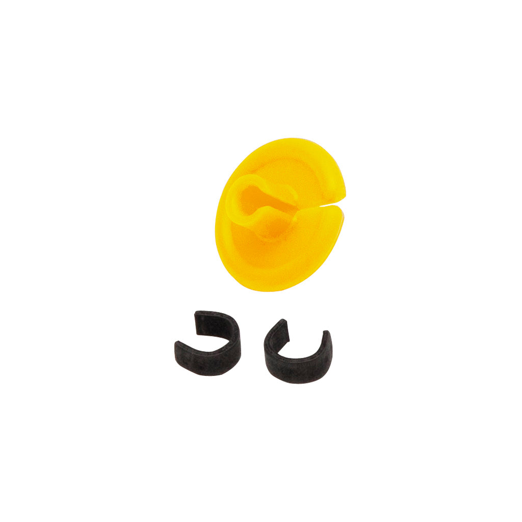 October Mountain String Love 2.0 Kisser Button Yellow Pack of 25