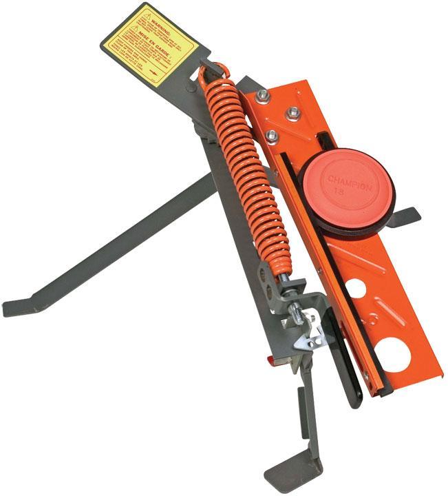 Champion Flight Master Jr. Clay Pigeon Trap Throws Up to 50 Yards