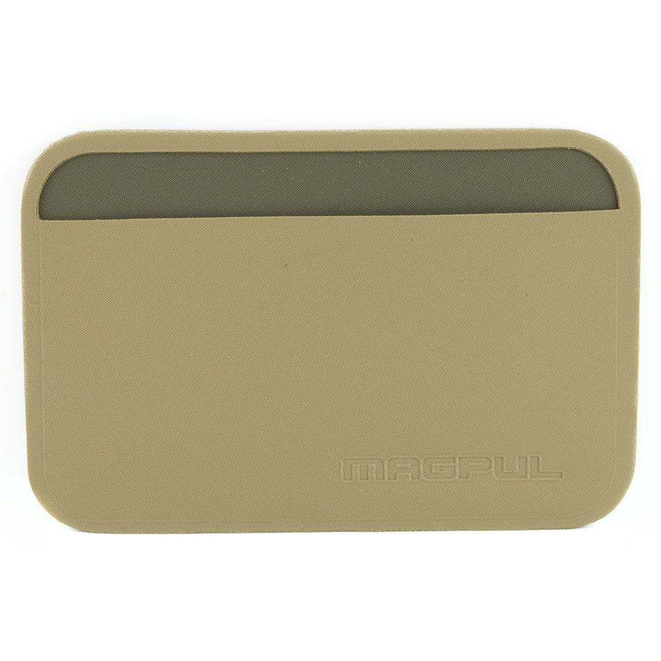 Essential DAKA Carry Wallet 840815113027